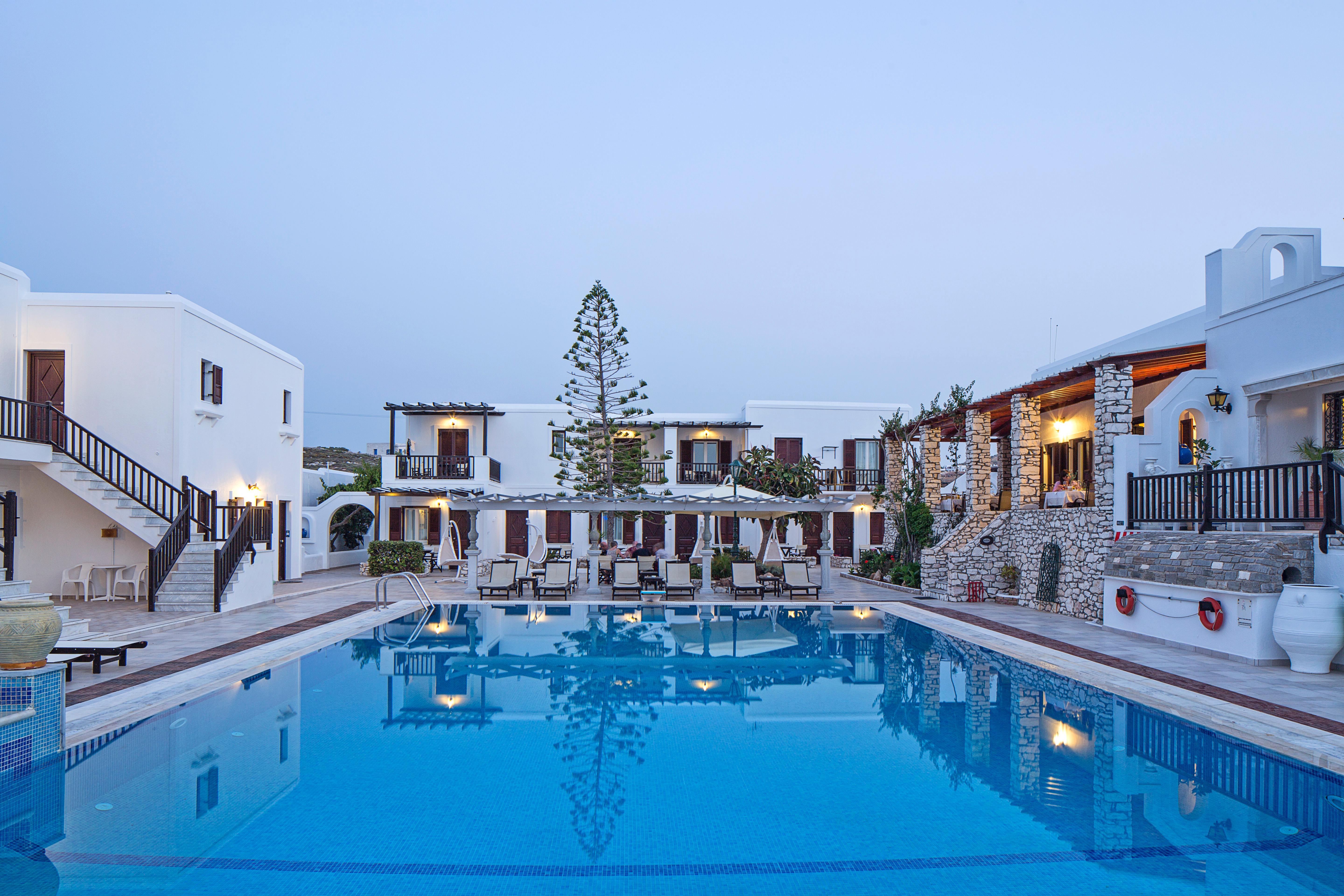 Contaratos Beach Hotel Naousa  Exterior photo